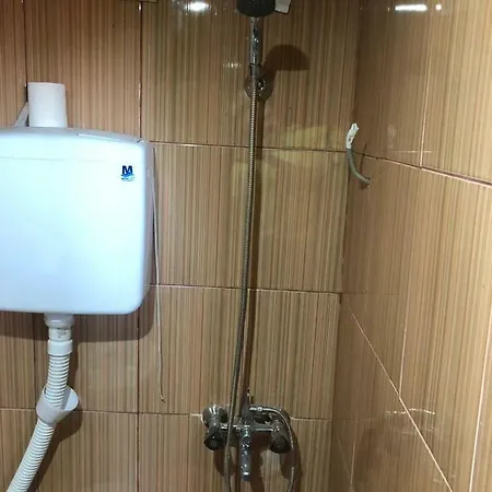 Angelinin 게스트하우스 2*