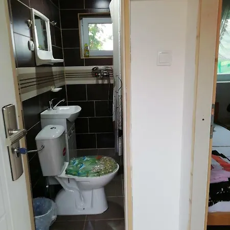 Angelinin 게스트하우스 2*